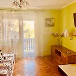 Sunny & Apartment Heviz