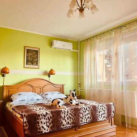 Sunny & Апартаменты Хевиз