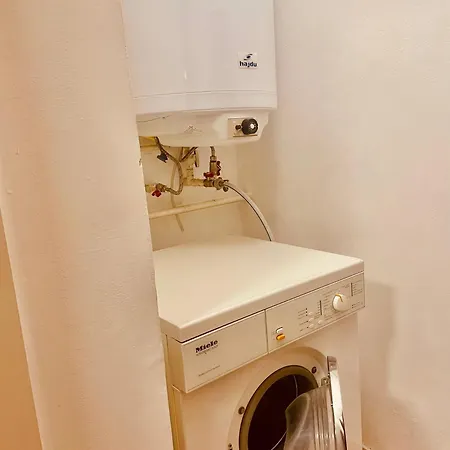 Апартаменты Sunny & *