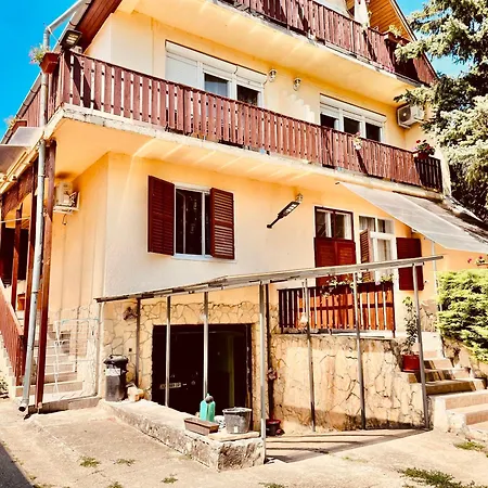 Sunny & Апартаменты