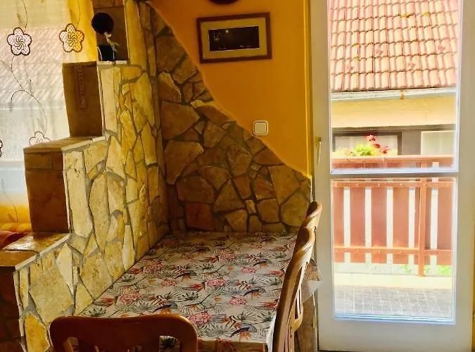 Sunny & Appartement Hévíz